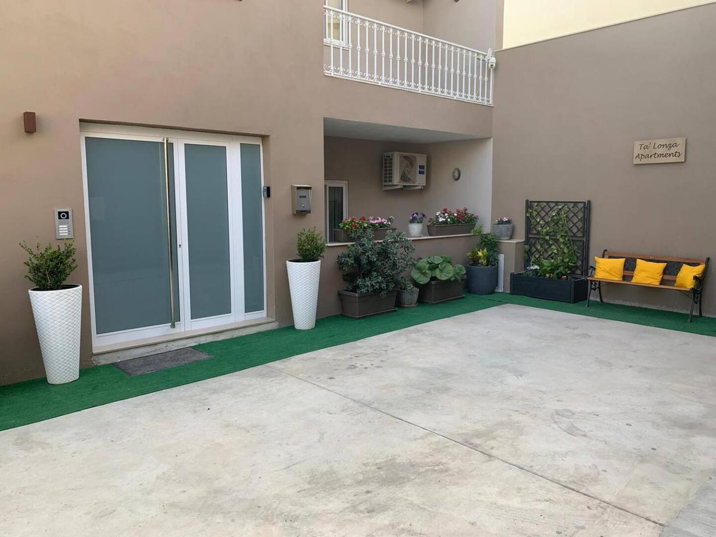 Fl 1 Ta'Lonza Luxury With Hot Tub By Homely Mellieħa Dış mekan fotoğraf